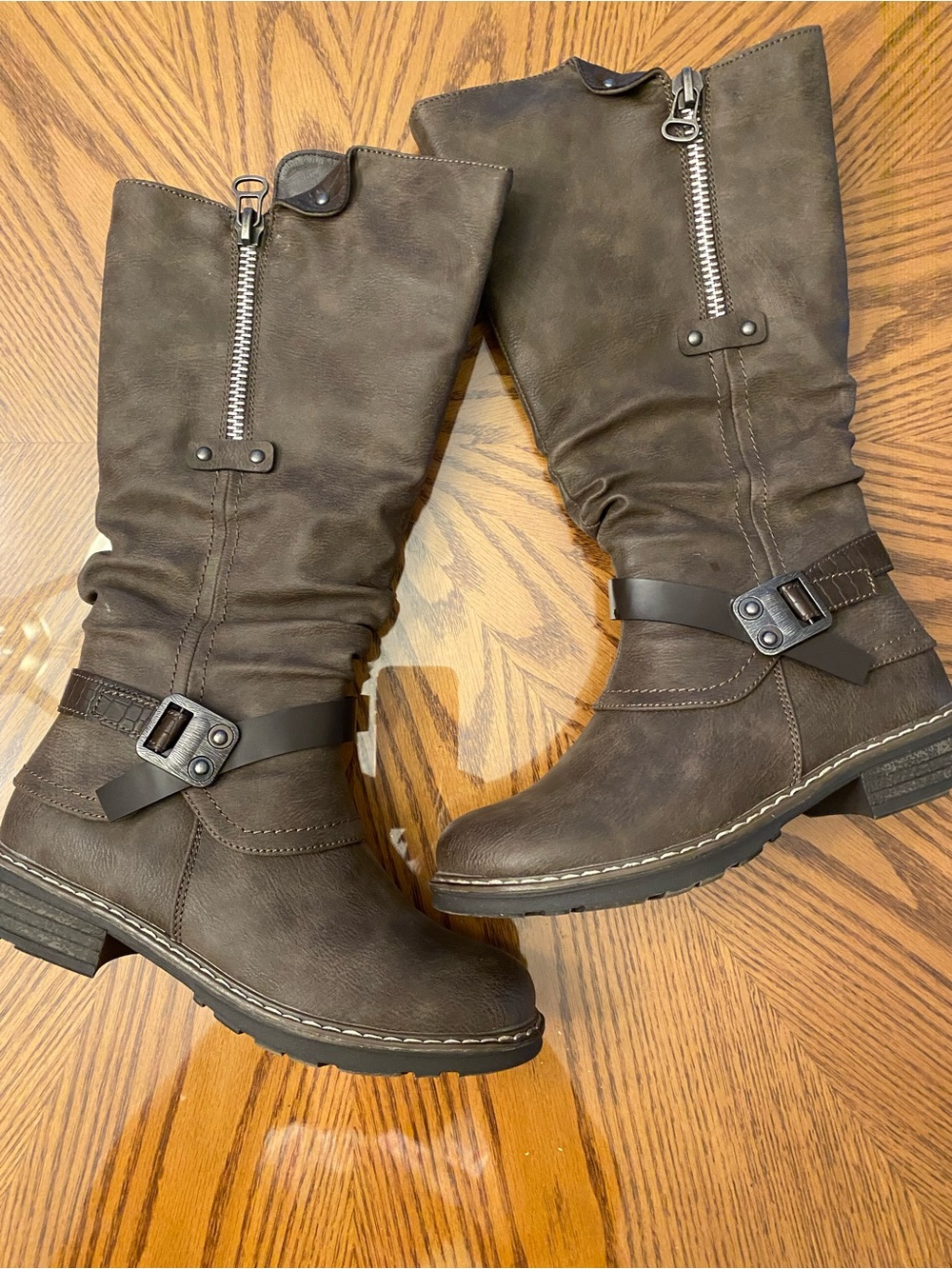 Mid-Calf Buckle Zip Heeled Boots in Dark Brown